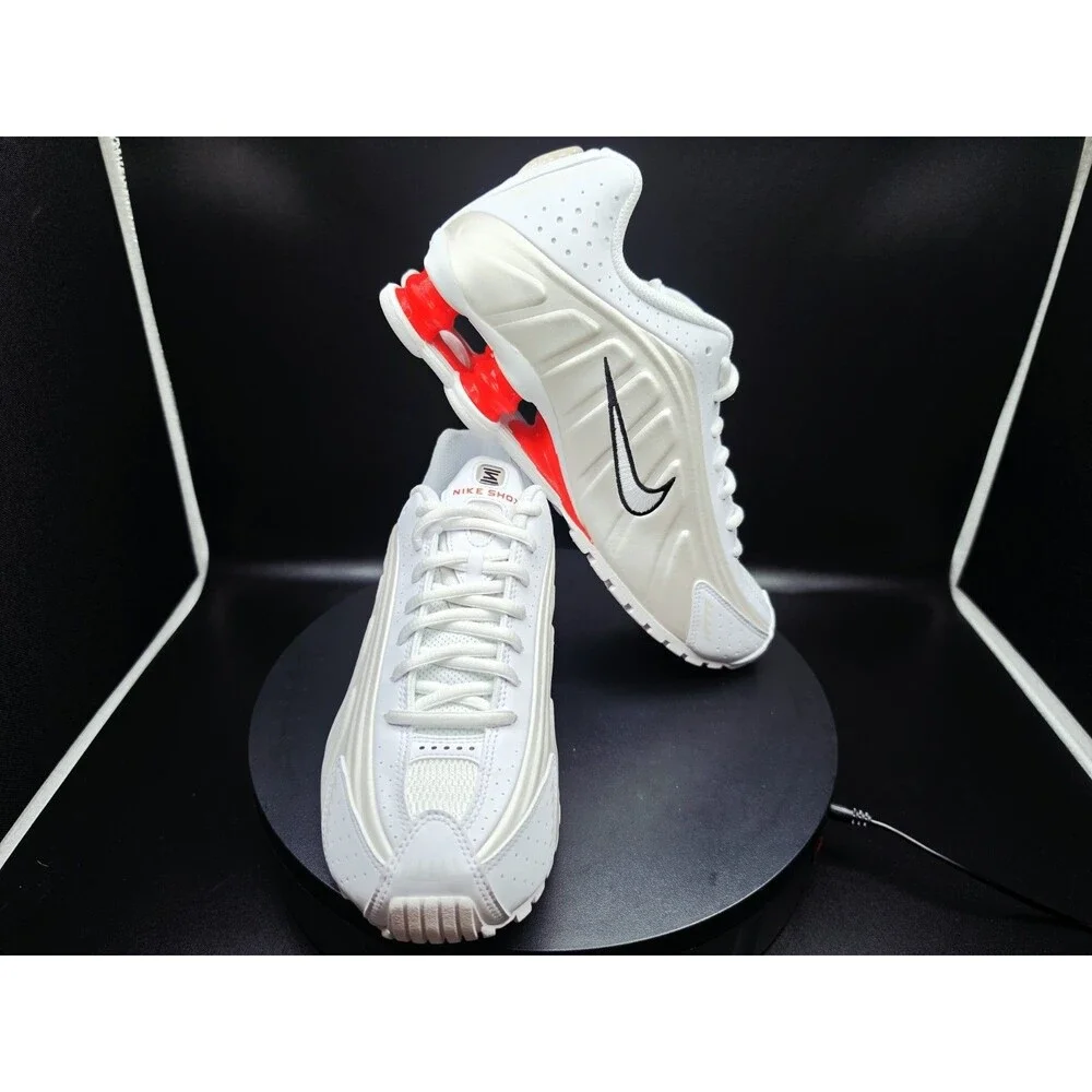 Nike Shox R4 (GS) Kids Sneakers White/Black CW2626-102 SIZE US 8 WOMEN/6.5Y